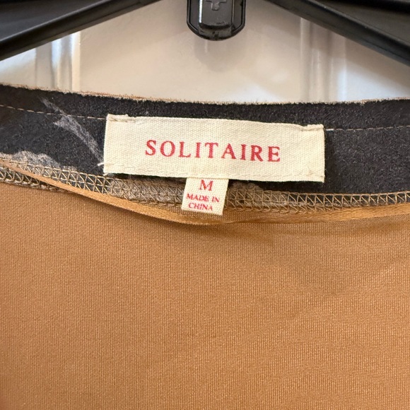 Solitaire Floral Jacket - Black and Red - Picture 3 of 8